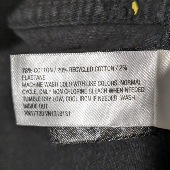 Universal Thread | High-Rise Comfort Stretch Flare Jeans In Black - Picture 13 of 14